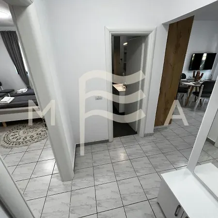 Apartment Dejavu 712 *